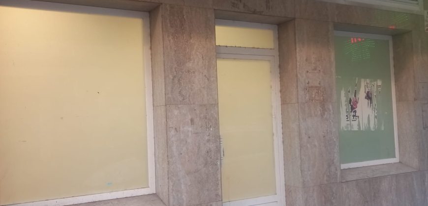 LOCAL EN CALLE MORERIA