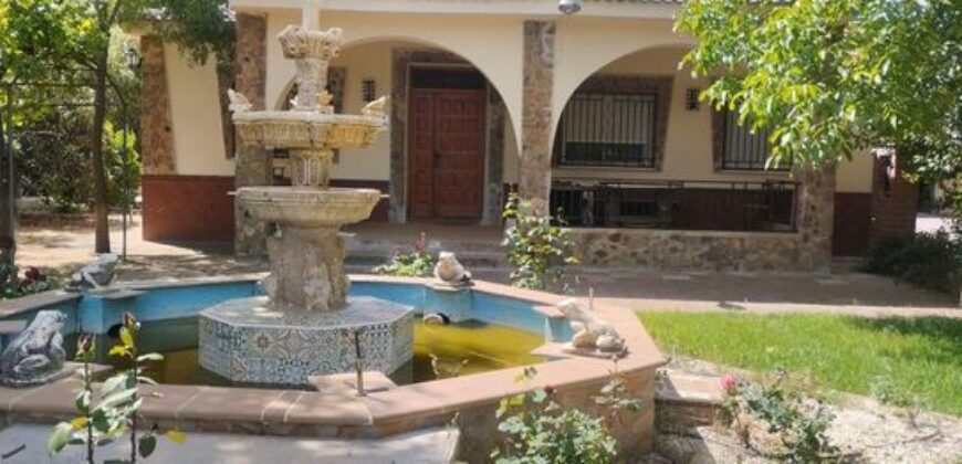 Chalet independiente en venta