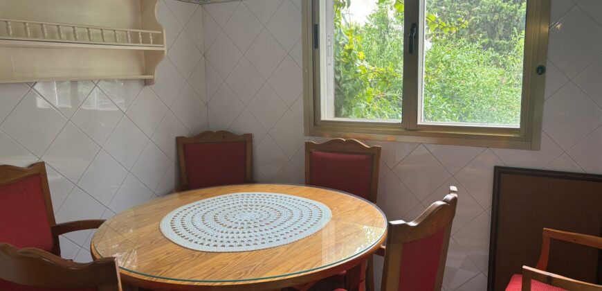 CHALET EXCLUSIVO: 4 plantas, chimenea y amplio jardín privado