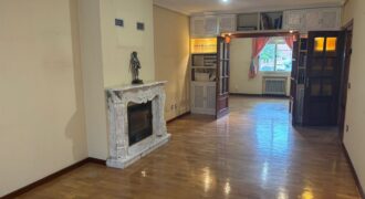 CHALET EXCLUSIVO: 4 plantas, chimenea y amplio jardín privado