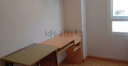 ¡Exclusivo! Piso seminuevo de 3 dormitorios con garaje y urbanización espectacular en Zona Universidad, Ciudad Real