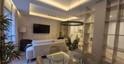 Lujo y Diseño en Madrid: Espectacular Piso Exterior con Balcón y 3 Suites.