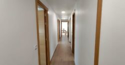 Luz, diseño y exclusividad: Tu piso con terraza en el corazón de la ciudad