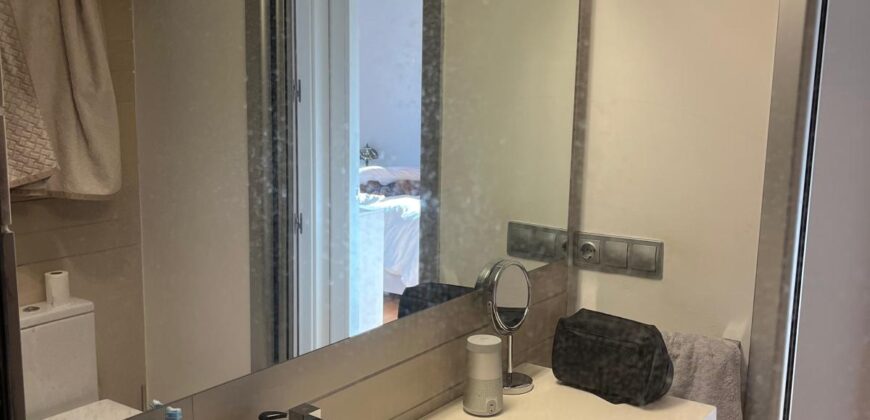 Luz y Confort en Puerta de Toledo: Piso Reformado con Piscina, Garaje y Trastero
