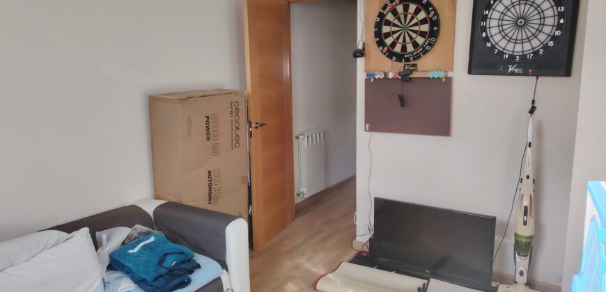 Moderno dúplex con piscina y garaje cerrado – Santa María, Ciudad Real