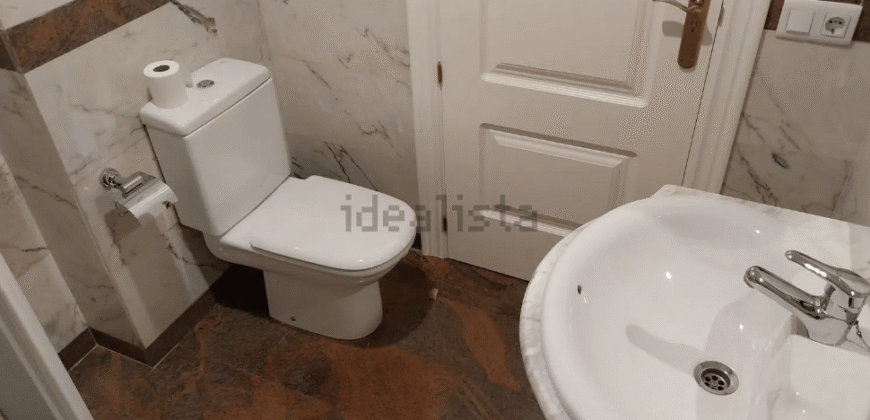 Amplio y elegante piso junto a la catedral – El corazón de Ciudad Real a tus pies