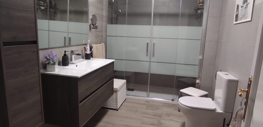 ¡Espectacular chalet independiente con piscina! – Puro confort en el Barrio Los Ángeles