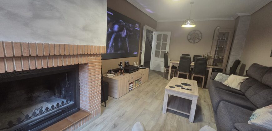 ¡Espectacular chalet independiente con piscina! – Puro confort en el Barrio Los Ángeles