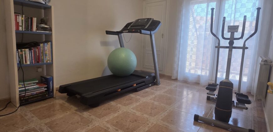 ¡Espectacular chalet independiente con piscina! – Puro confort en el Barrio Los Ángeles