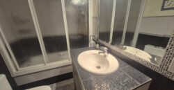 ¡Amplio y moderno piso con terraza! – Calle Ciruela