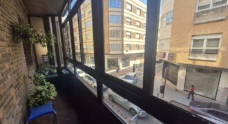 ¡Amplio y moderno piso con terraza! – Calle Ciruela
