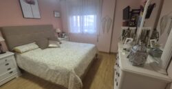¡Amplio y moderno piso con terraza! – Calle Ciruela