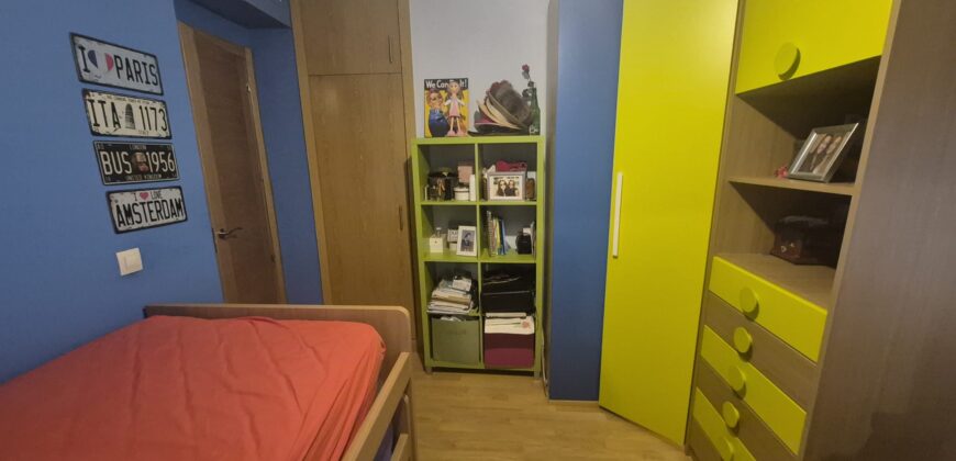 ¡Amplio y moderno piso con terraza! – Calle Ciruela