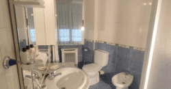 Acogedor piso en Calle Postas – 3 Dormitorios, Terraza y Dos Patios Privados
