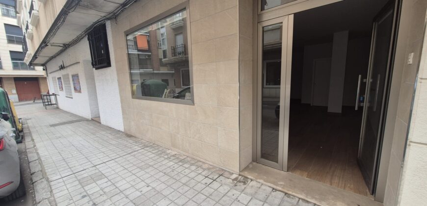 ¡Local exclusivo a pie de calle! – Totalmente reformado y acondicionado, en Calle Infantes