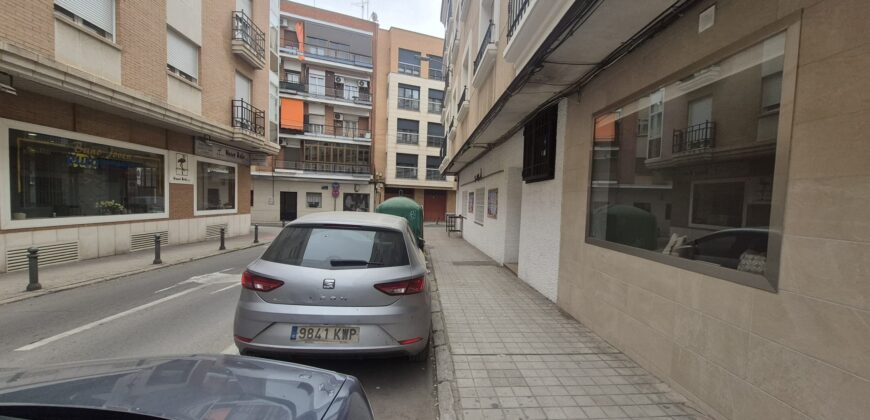 ¡Local exclusivo a pie de calle! – Totalmente reformado y acondicionado, en Calle Infantes