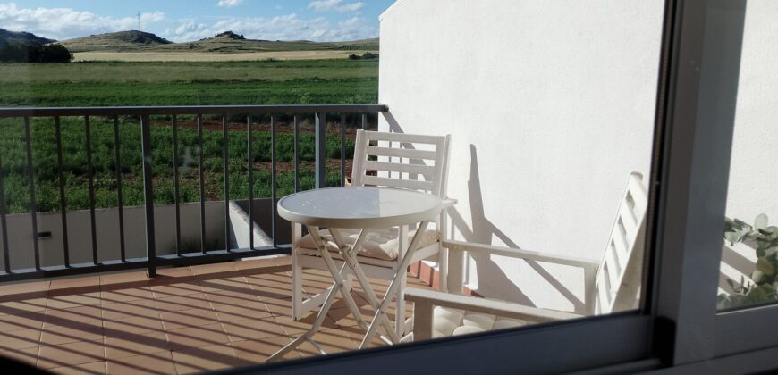 Impecable casa con piscina privada en Poblete – Calle Los Castillejos