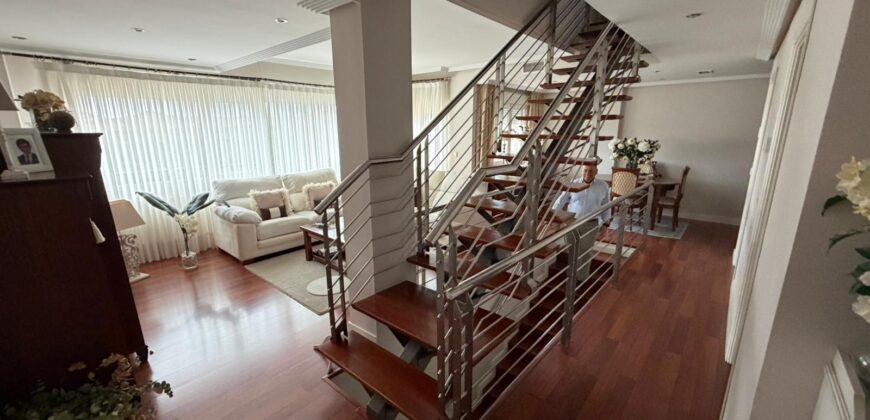 Impecable casa con piscina privada en Poblete – Calle Los Castillejos