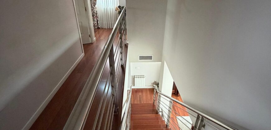 Impecable casa con piscina privada en Poblete – Calle Los Castillejos