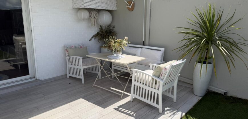 Impecable casa con piscina privada en Poblete – Calle Los Castillejos