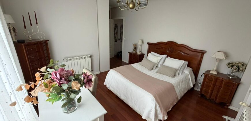 Impecable casa con piscina privada en Poblete – Calle Los Castillejos