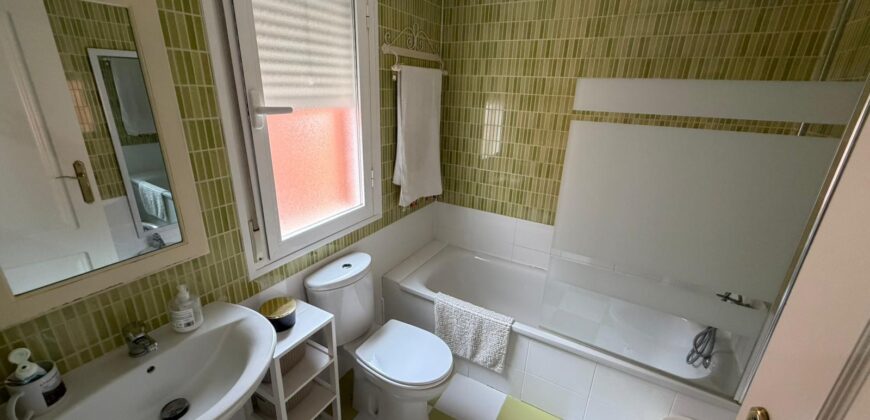Impecable casa con piscina privada en Poblete – Calle Los Castillejos