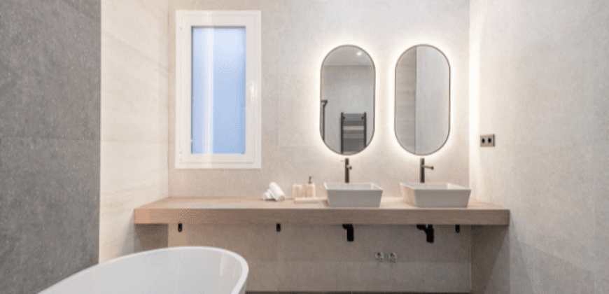 Piso de diseño en el corazón de Sol: 3 dormitorios y 3 baños en pleno Centro de Madrid