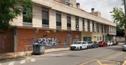¡Encantador dúplex en Plaza del Trillo! – Estilo, calidez y vistas despejadas
