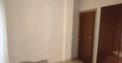 Acogedor piso en Calle Postas – 3 Dormitorios, Terraza y Dos Patios Privados