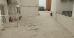 Acogedor piso en Calle Postas – 3 Dormitorios, Terraza y Dos Patios Privados