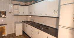 Acogedor piso en Calle Postas – 3 Dormitorios, Terraza y Dos Patios Privados