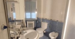 Acogedor piso en Calle Postas – 3 Dormitorios, Terraza y Dos Patios Privados