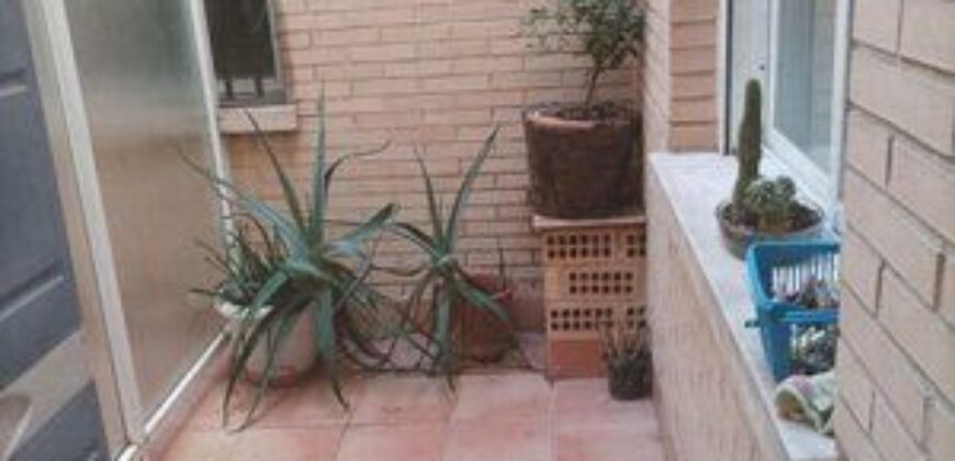 Radiante piso de con patio privado y garaje: El Perchel, Ciudad Real