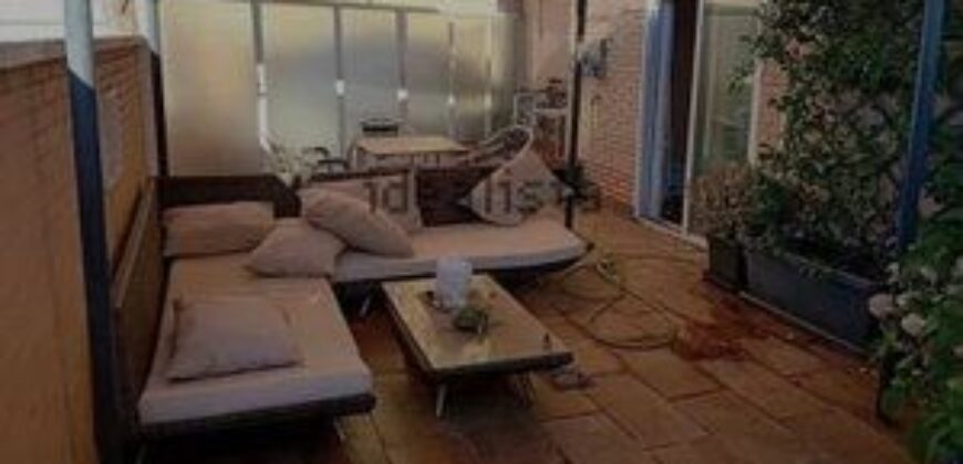 Radiante piso de con patio privado y garaje: El Perchel, Ciudad Real