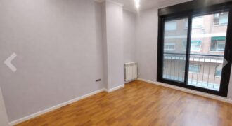 Luminoso piso exterior con: terraza, garaje y trastero – Callejón de los Remedios