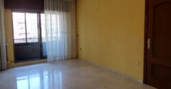 Piso impecable con garaje, ascensor y terrazas – Ronda Santa María