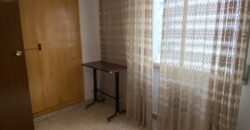 Acogedor piso en Calle Postas – 3 Dormitorios, Terraza y Dos Patios Privados