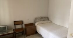 Acogedor piso en Calle Postas – 3 Dormitorios, Terraza y Dos Patios Privados